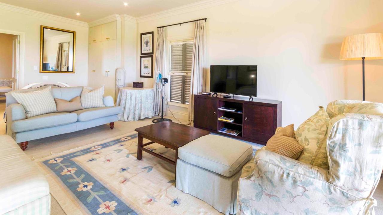 อรัม ฮิลล์ ลอดจ์ Bed & Breakfast Balgowan ภายนอก รูปภาพ