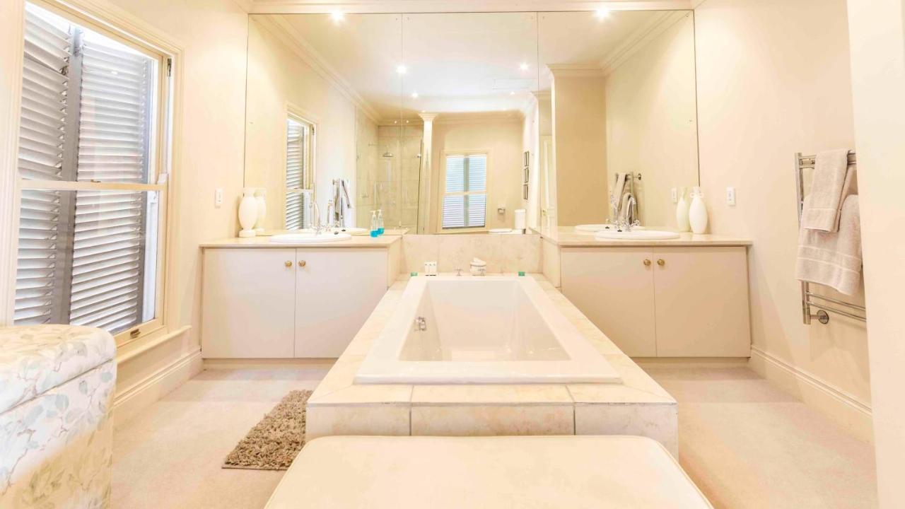 อรัม ฮิลล์ ลอดจ์ Bed & Breakfast Balgowan ภายนอก รูปภาพ